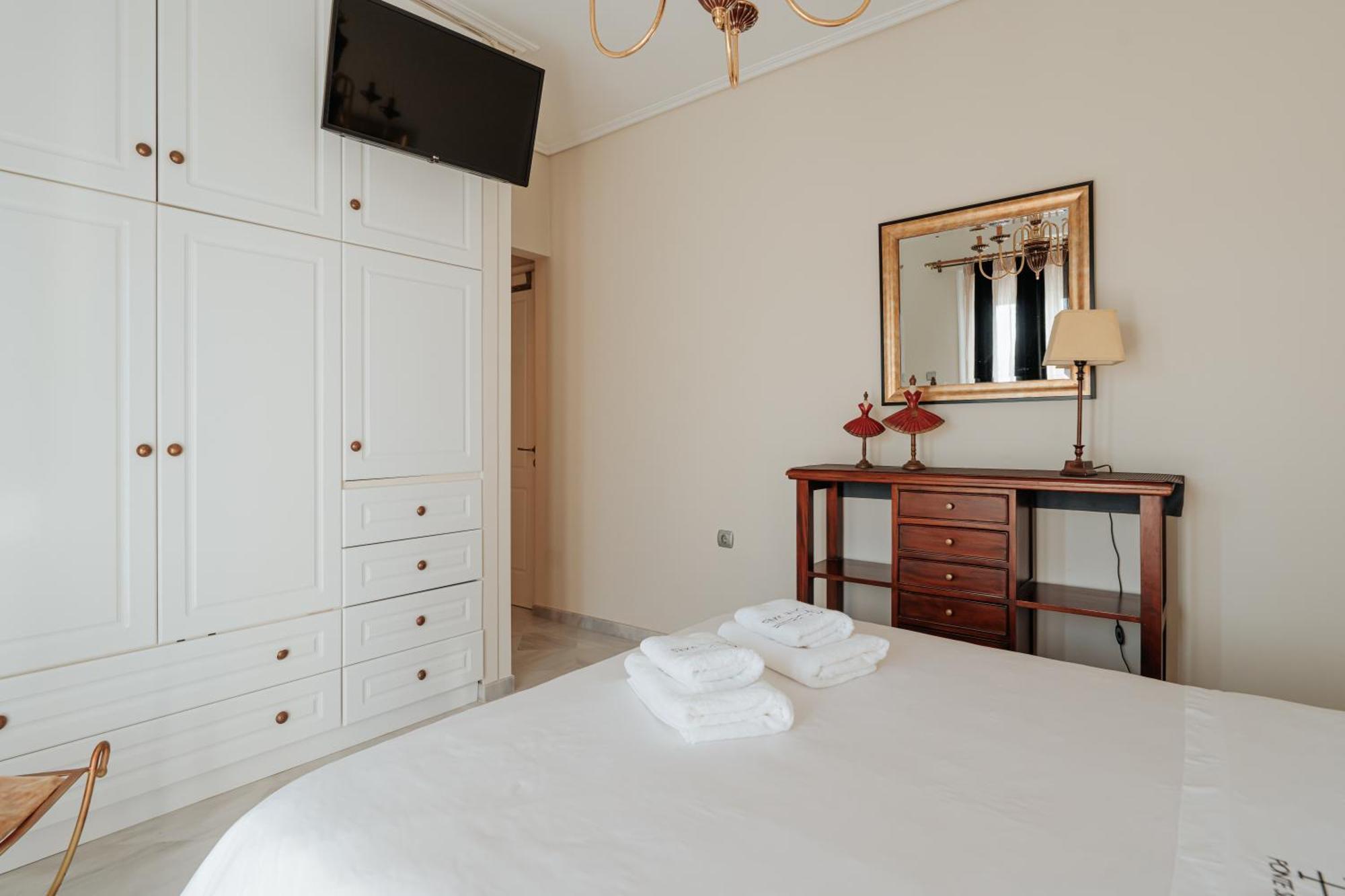 Ponte Suites Antirrio Exterior photo